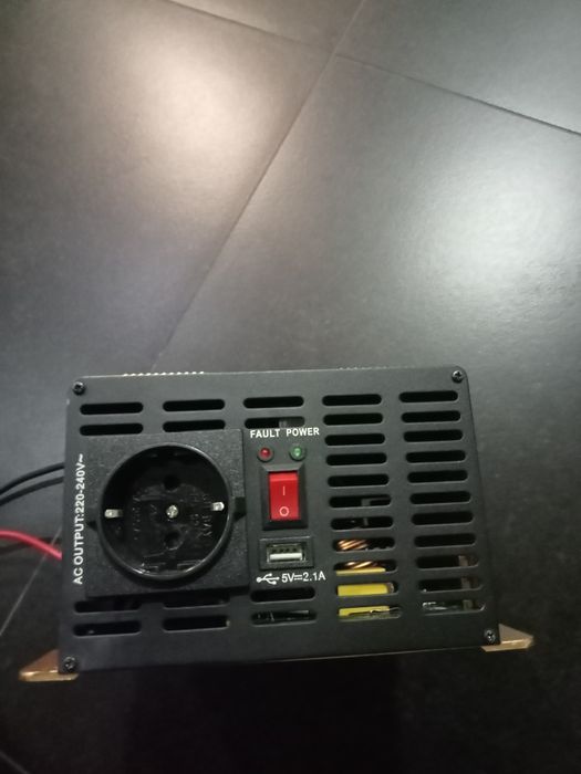 Inversores de 12/220 e 24/220