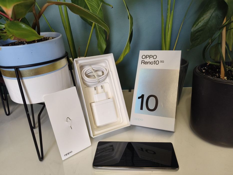 Telefon Oppo Reno 10