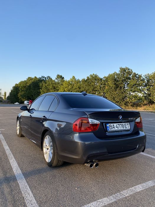 Продам BMW E90 330XI 2006р.