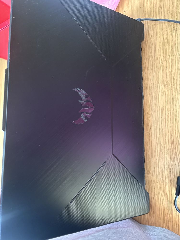 Laptop gamingowy ASUS TUF Gaming F17 FX706LI-H7036T 17,3"