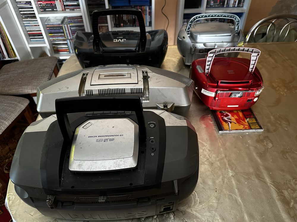 Radiomagnetofony - 4 szt.  JVC Philips