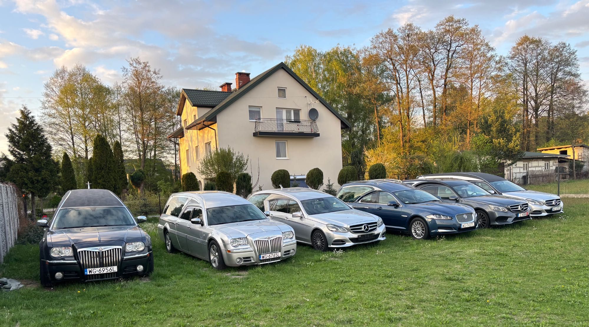 Karawan Pogrzebowy Chrysler 300C Intercar