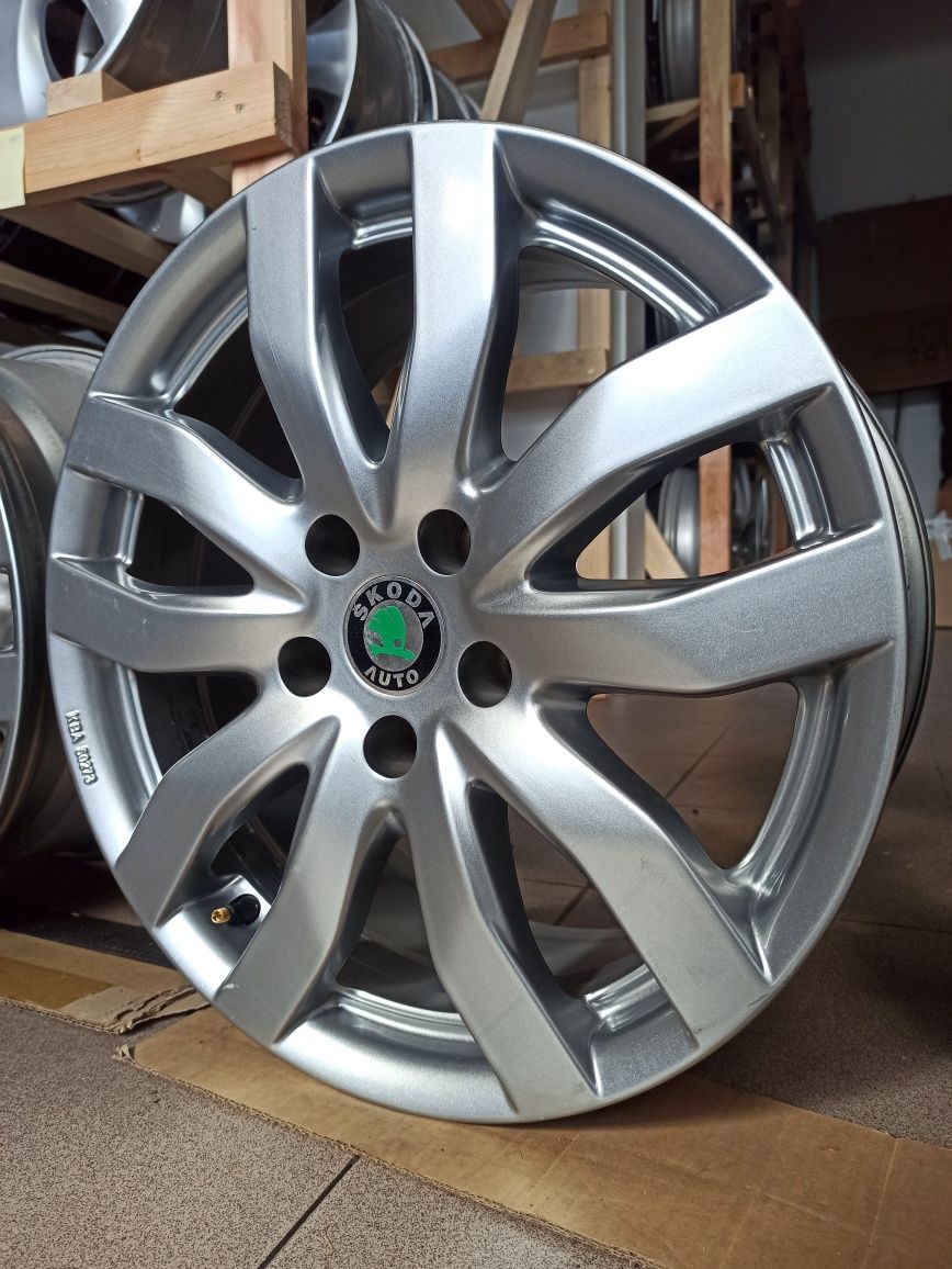 TSM Alufelgi 5x112 ET35 7,5jx17 Skoda Audi Seat Volkswagen Mercedes