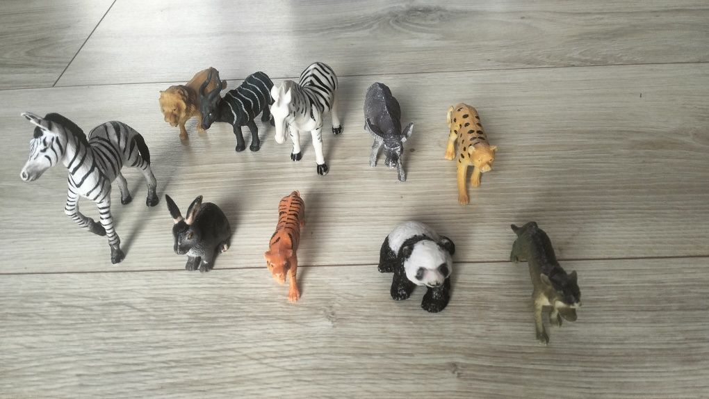 Zwierzątka figurki