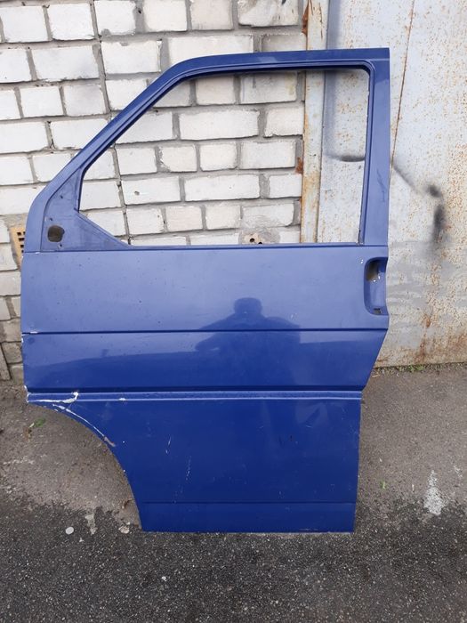 Двері передні ліві фольцваген т4