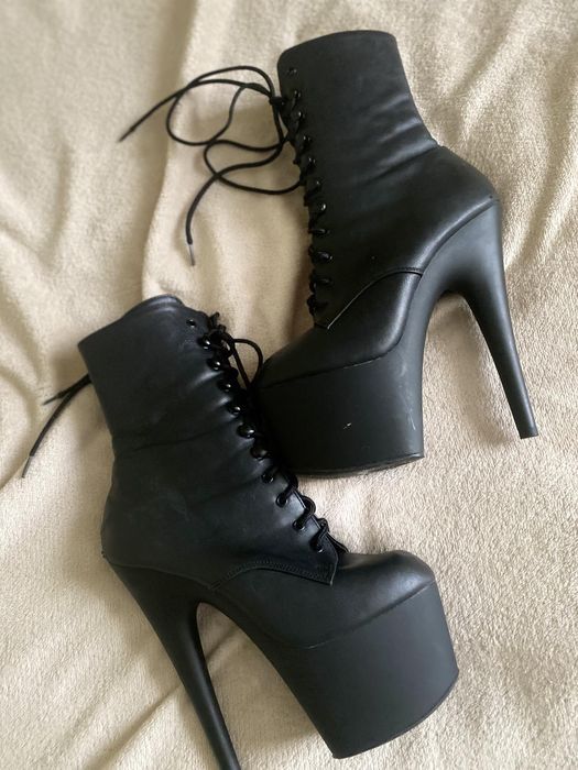 Стріпи pleaser двійка 37розмір (24,4см) чорні матові