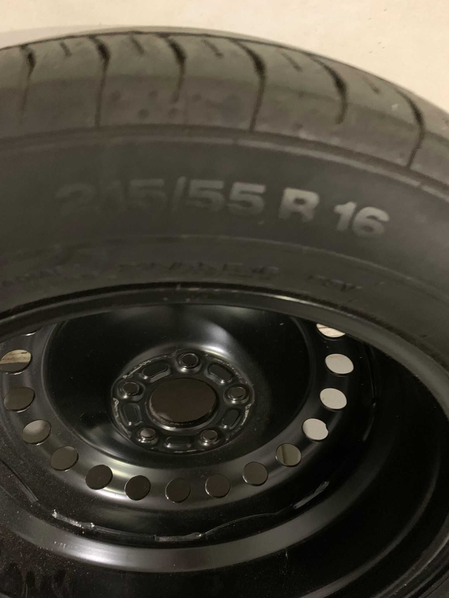 Pneu + jante 215/55 R 16