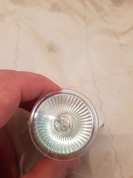Żarówka halogenowa 20W 12V MR16 .