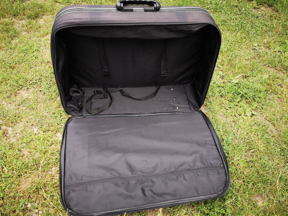 Продам валізу-сумку