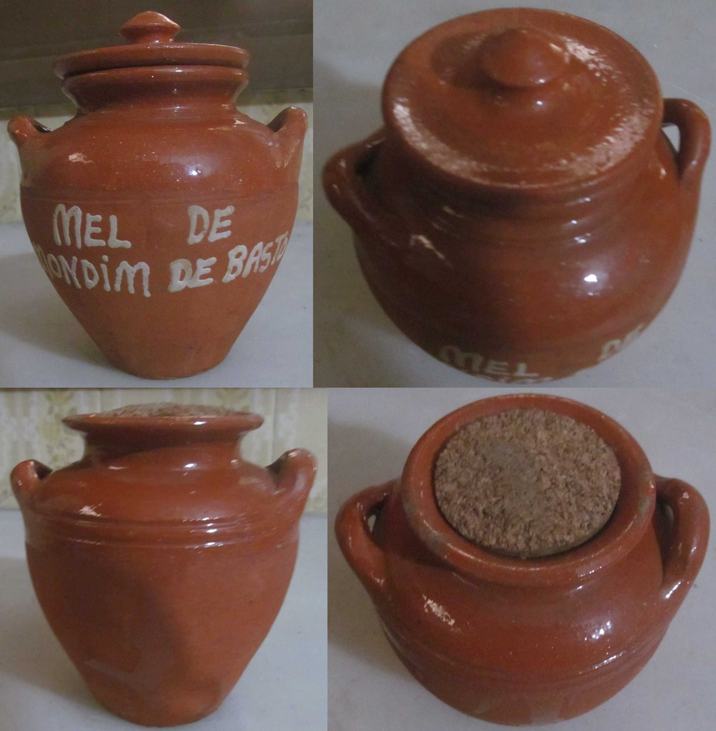 Peças de louça tradicional em barro vidrado pintado à mão, artesanato