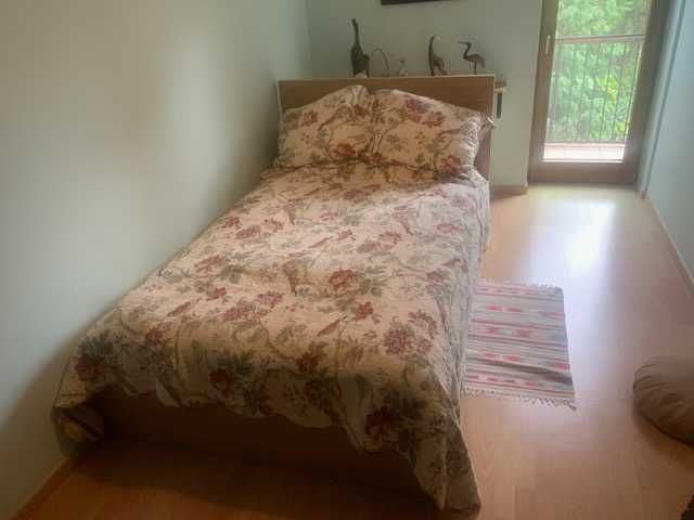 Lozko Ikea Malm 120x200 z materacem srednio twardym Hovag