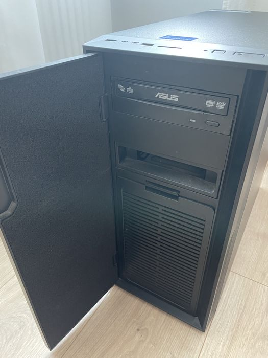 Komputer stacjonarny