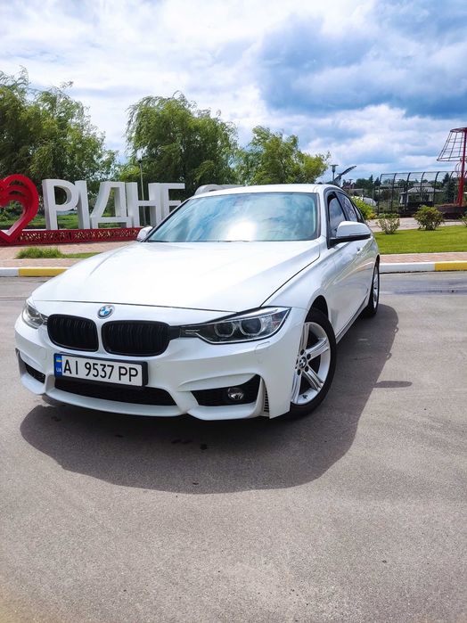 Продам BMW F30 на механіці