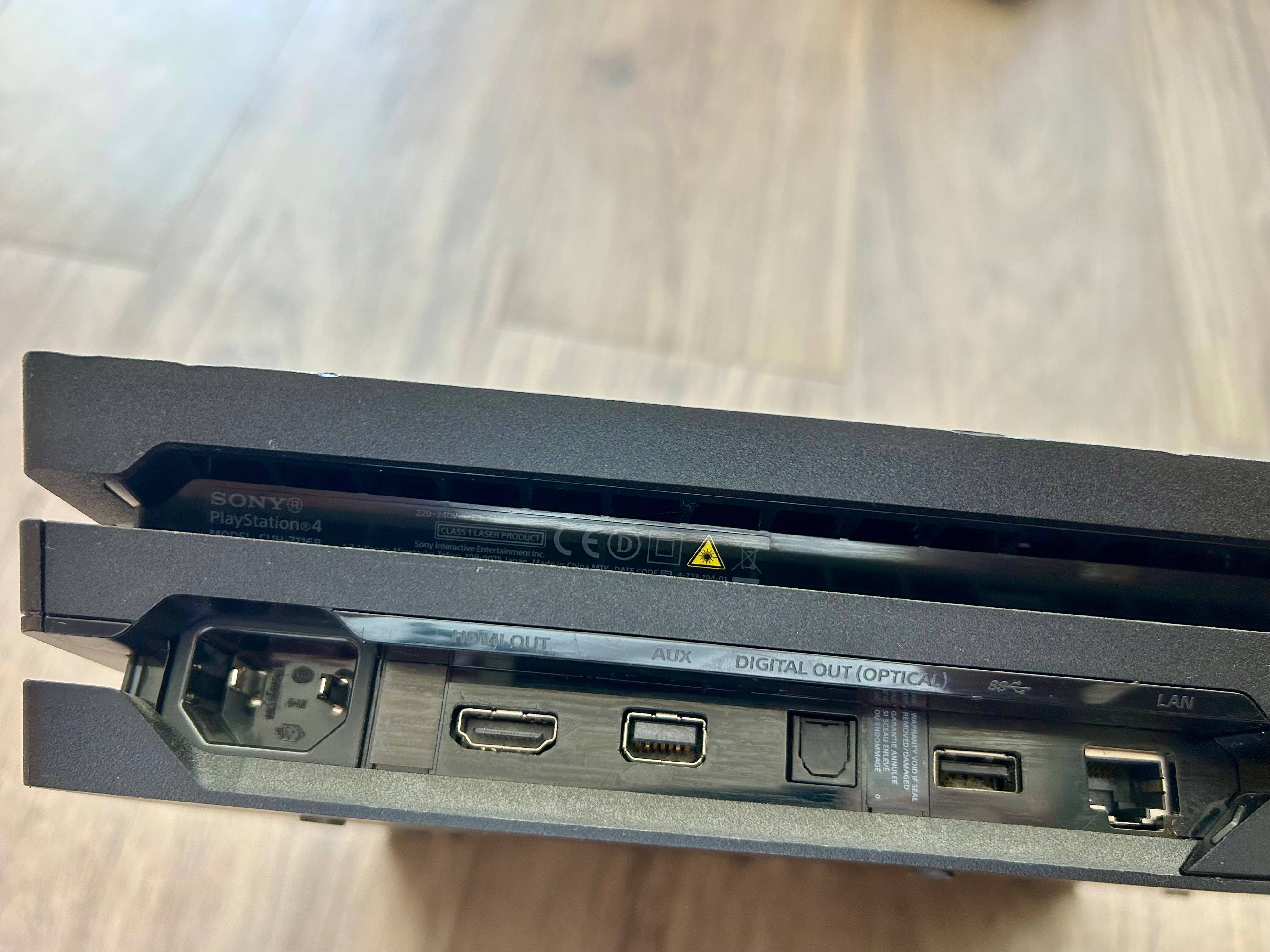 Playstation 4 pro 1 TB