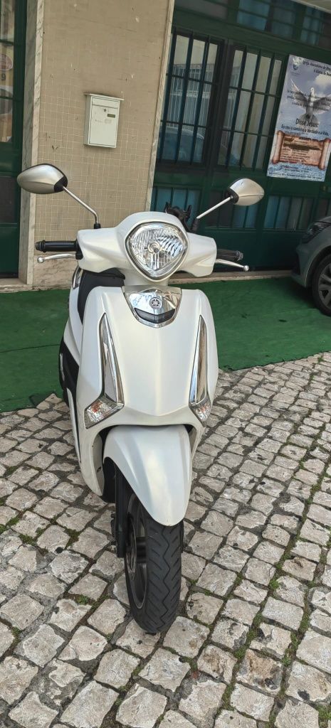 Vendo mota semi nova yamaha D"ELIGHT 2024