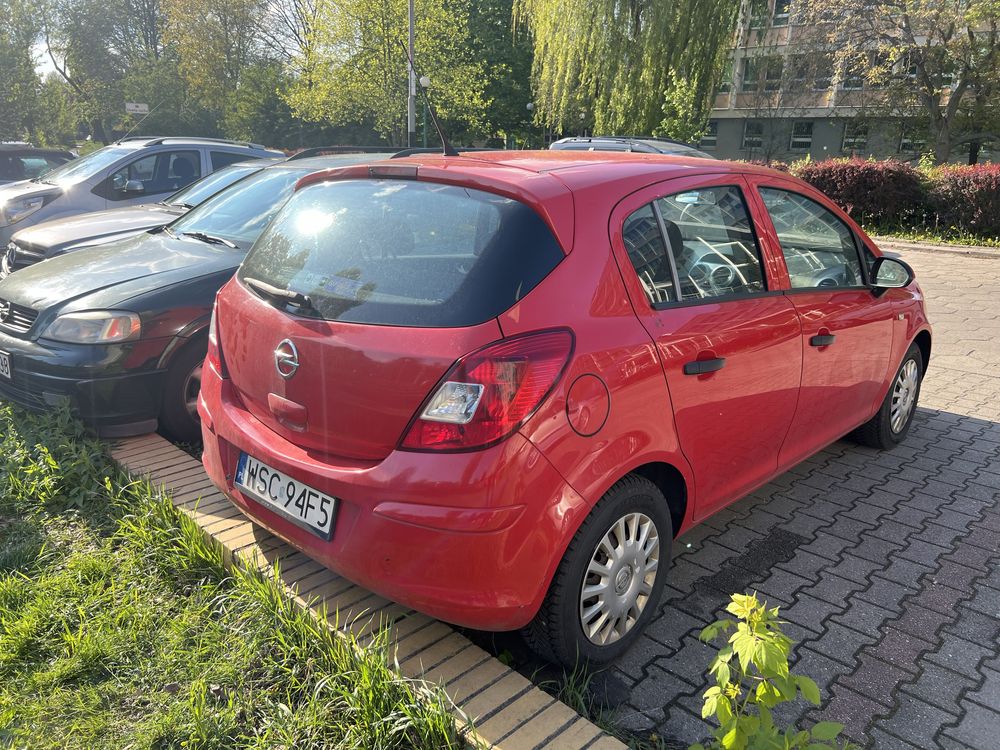 Opel Corsa 1.3 diesel, 2011 rok POLIFTOWA, nowe opony, dlugie oplaty