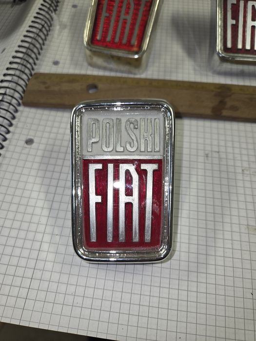 Emblemat fiat 125p znaczek