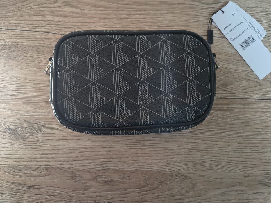 Продам сумку Lacoste