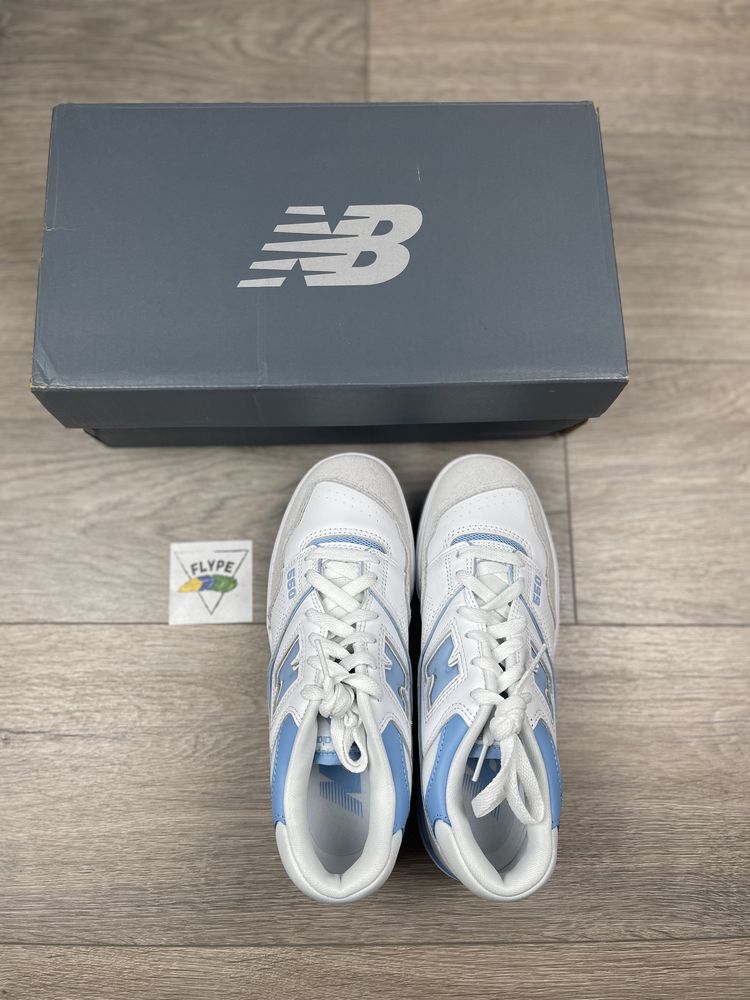 New Balance 550 UNC