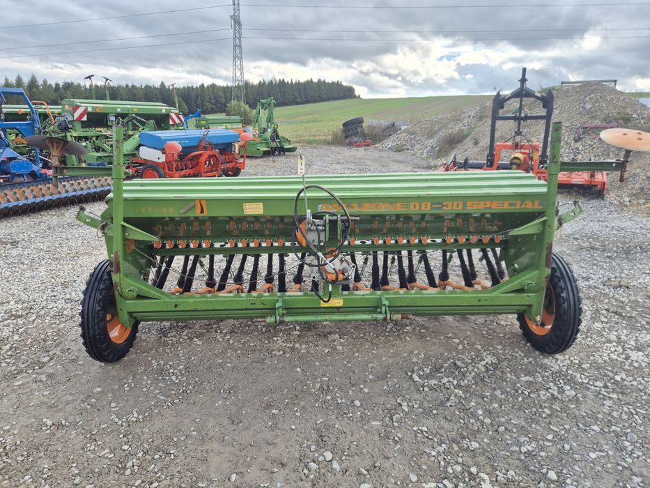 Amazone D8 3m Special sciezki znaczniki podest d7 d9