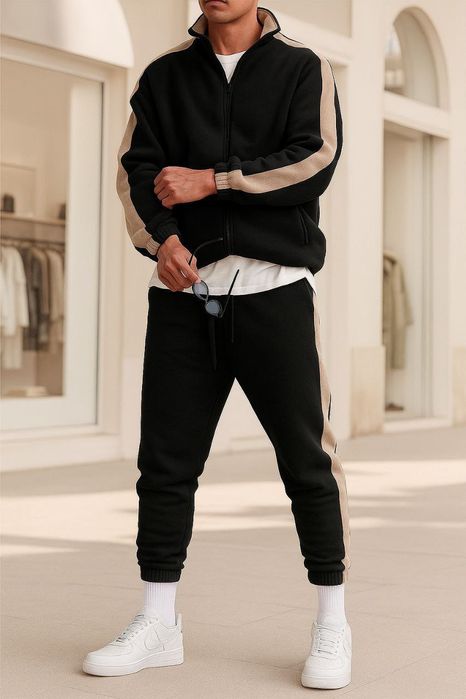 Чоловічий теплий костюм