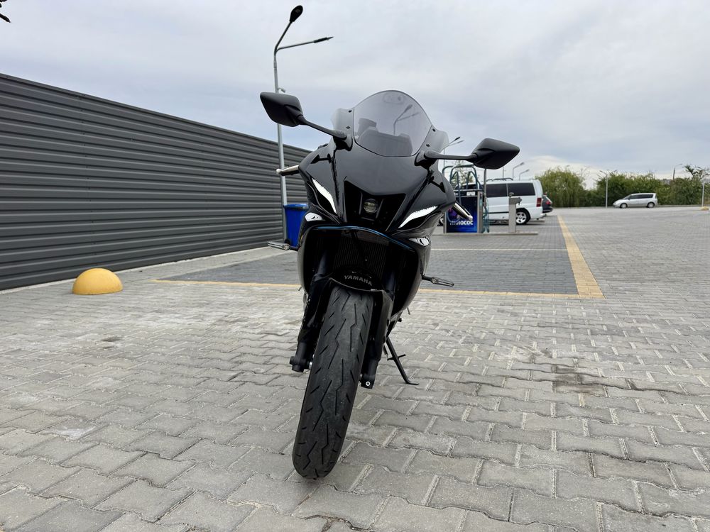 Продам Yamaha YZF R7