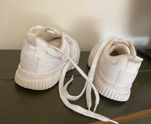 Tenis desportivos casual Zara brancos