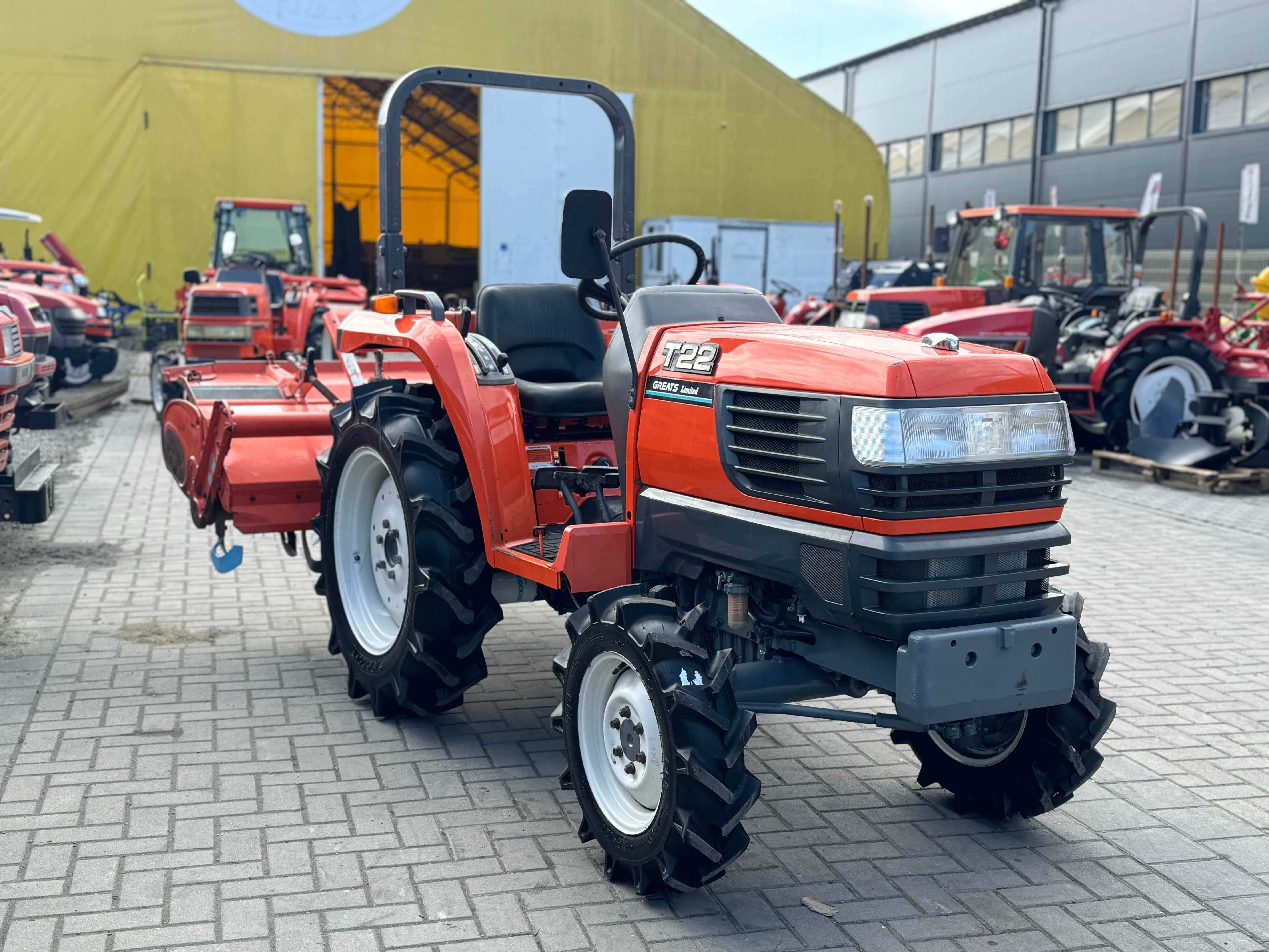 Японський мінітрактор KUBOTA T-22 + фреза