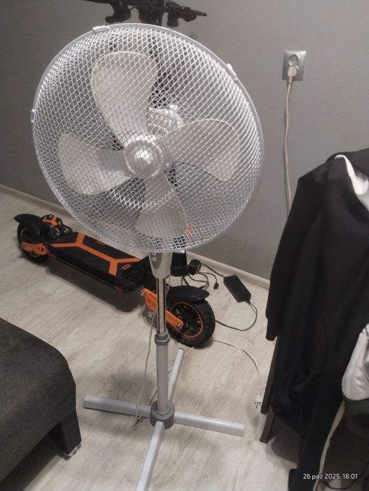 Wentylator podłogowy botti