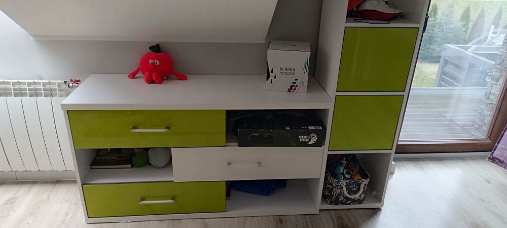 Komplet mebli do pokoju dziecięcego, młodzieżowego z biurkiem