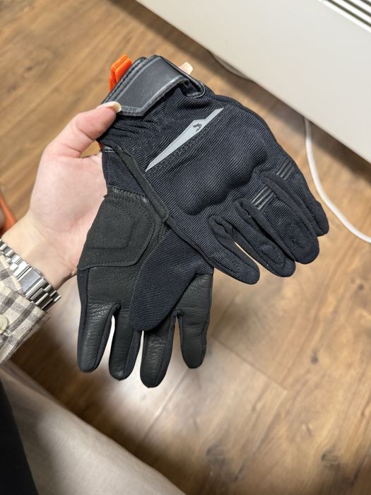 Новые женские мотоперчатки Bering