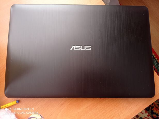 Продам ноутбук Asus R540S