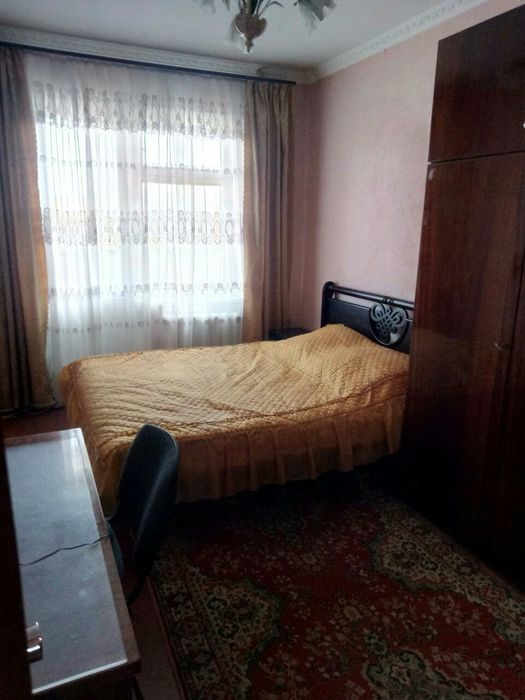 2 кімнатна. Кімнати роздільні. Сотовий проект. 3 лоджії. Загальна 54м2