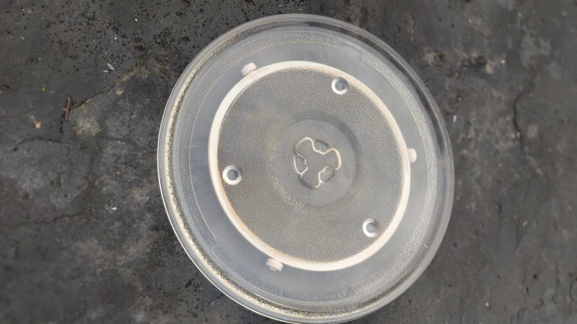Vendo prato de microondas usado em bom estado 10 euros