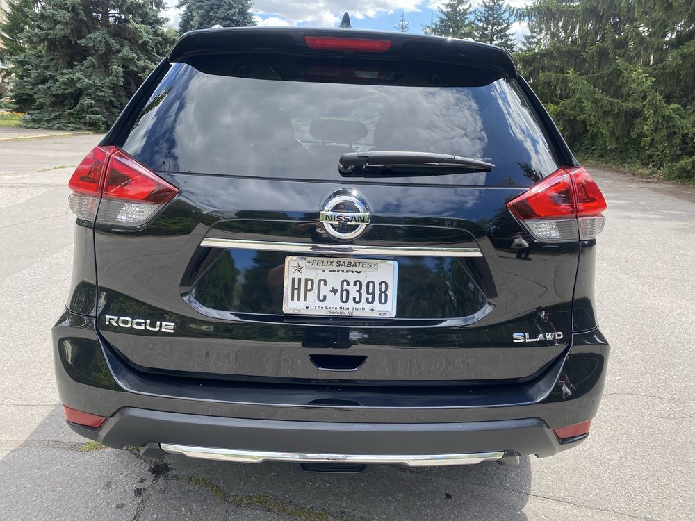 Nissan Rogue ( X-TRAIL) SL awd