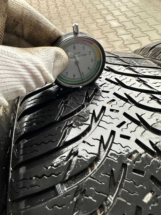 195/65r15 kumho komplet opony zimowy