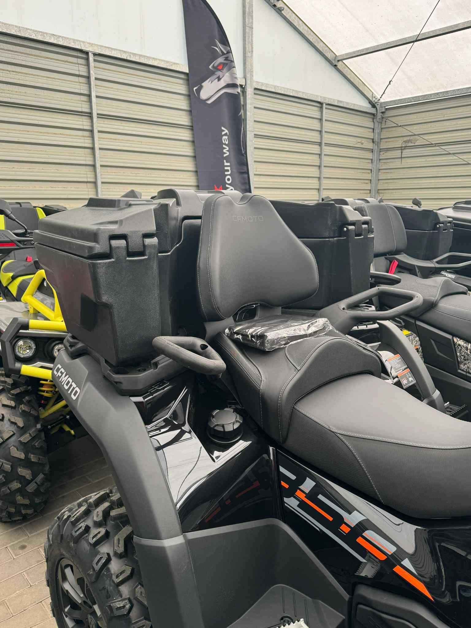 Kufer Tył Cf moto 850 / 1000  Gen 3  Na szybkozłącze Duży 120l Zamek