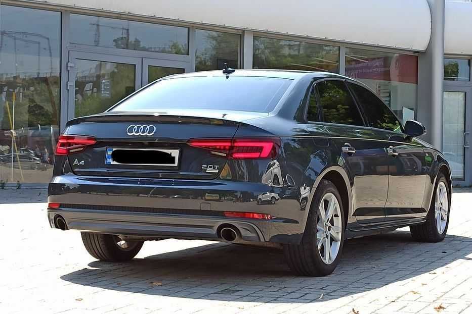 Продам Audi A4 Premium S-Line 2018 года