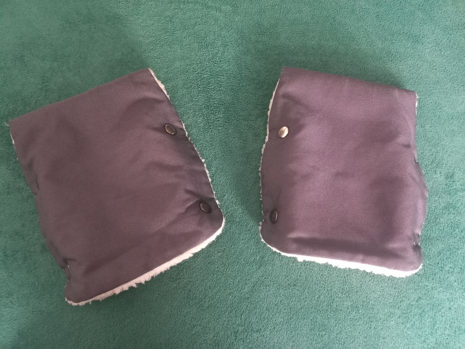 Mufki do wózka 2 szt