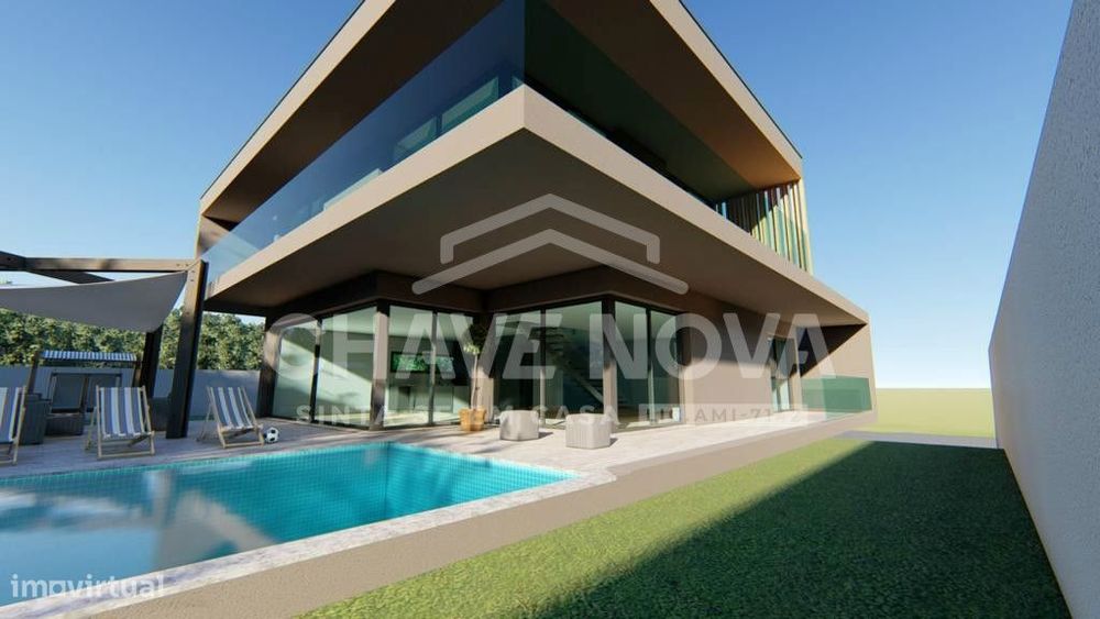 Lote com 825m² para Construção de Moradia 4 Frentes