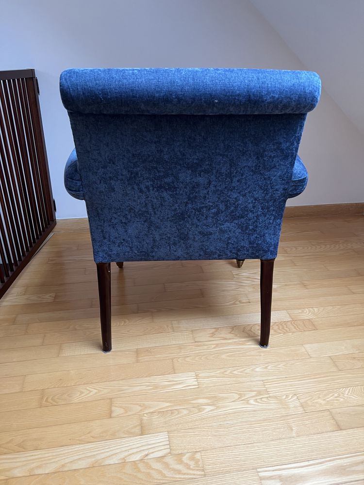 2 fotele styl klasyczny po renowacji