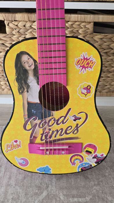 Guitarra criança