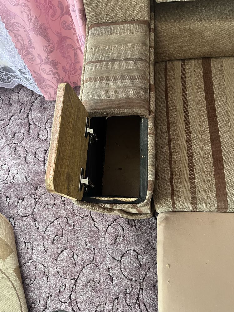 Продам диван у гарному стані