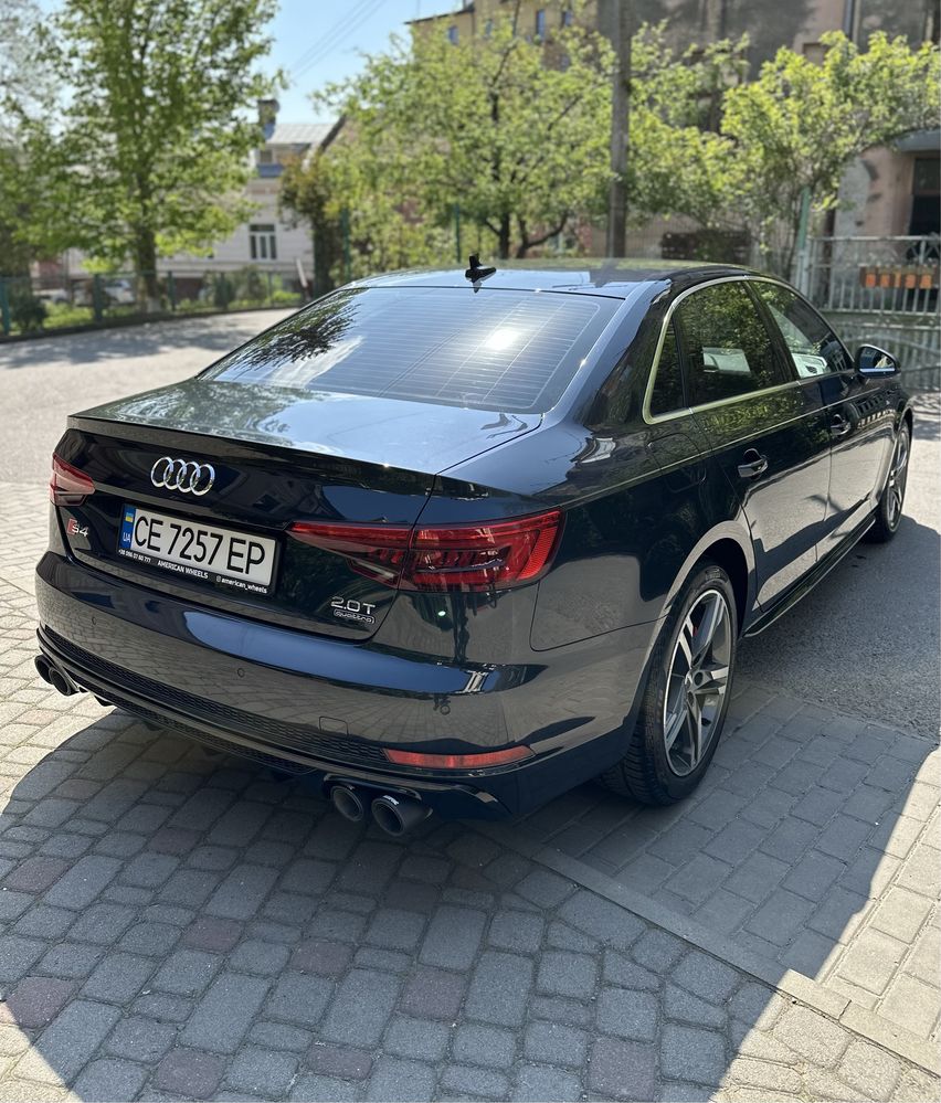 Audi a4 s-line Premium Plus