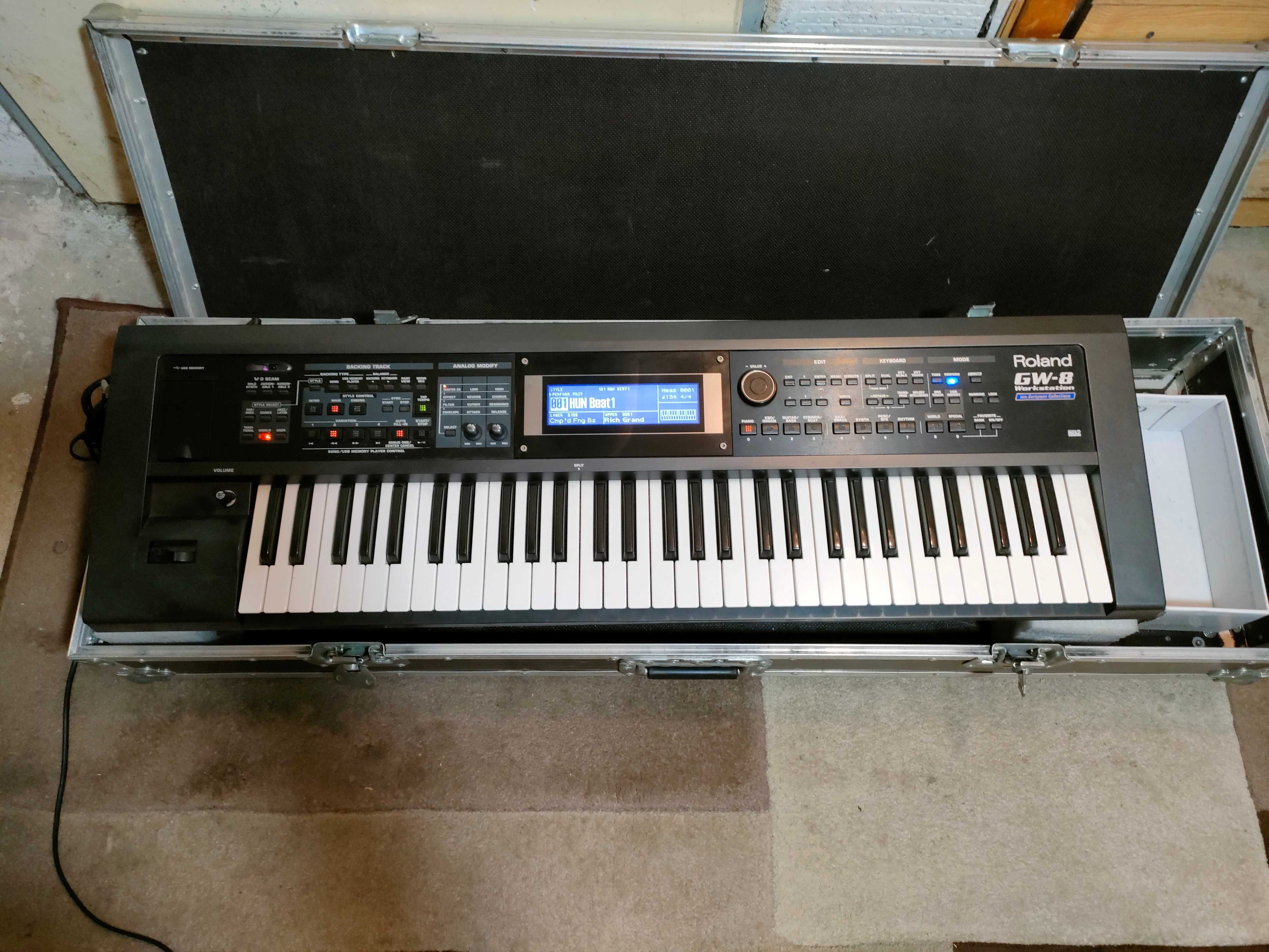 Klawisz Roland gw8 Keyboard