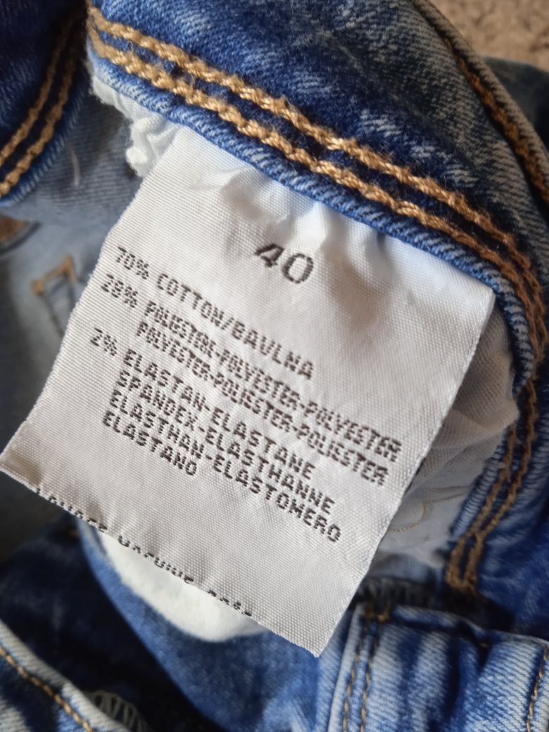 Spodnie spodenki rybaczki dżins jeans 40 jak nowe