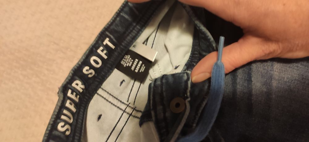 Jeansy super soft r. 104