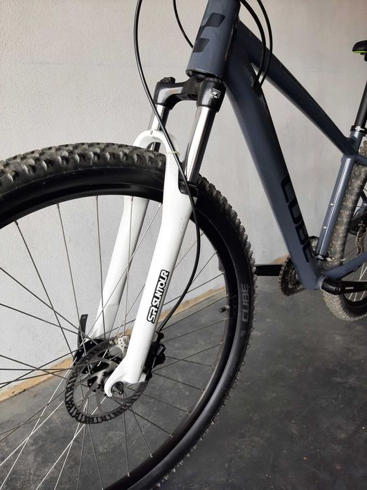 Suspensão SUNTOUR roda 29