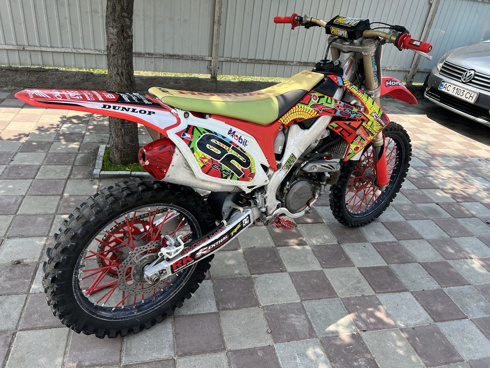 Honda CRF 450 2011 року в хорошому стані