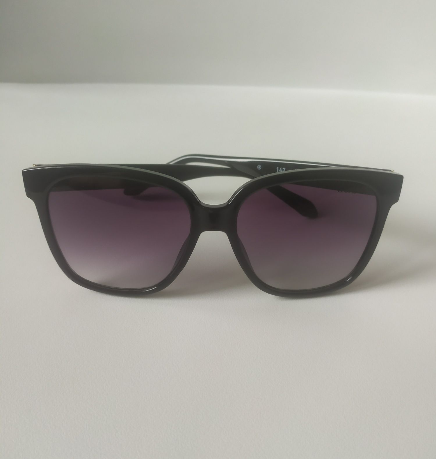 Okulary przeciwsłoneczne Quay Australia Unisex #klasyk #coquette